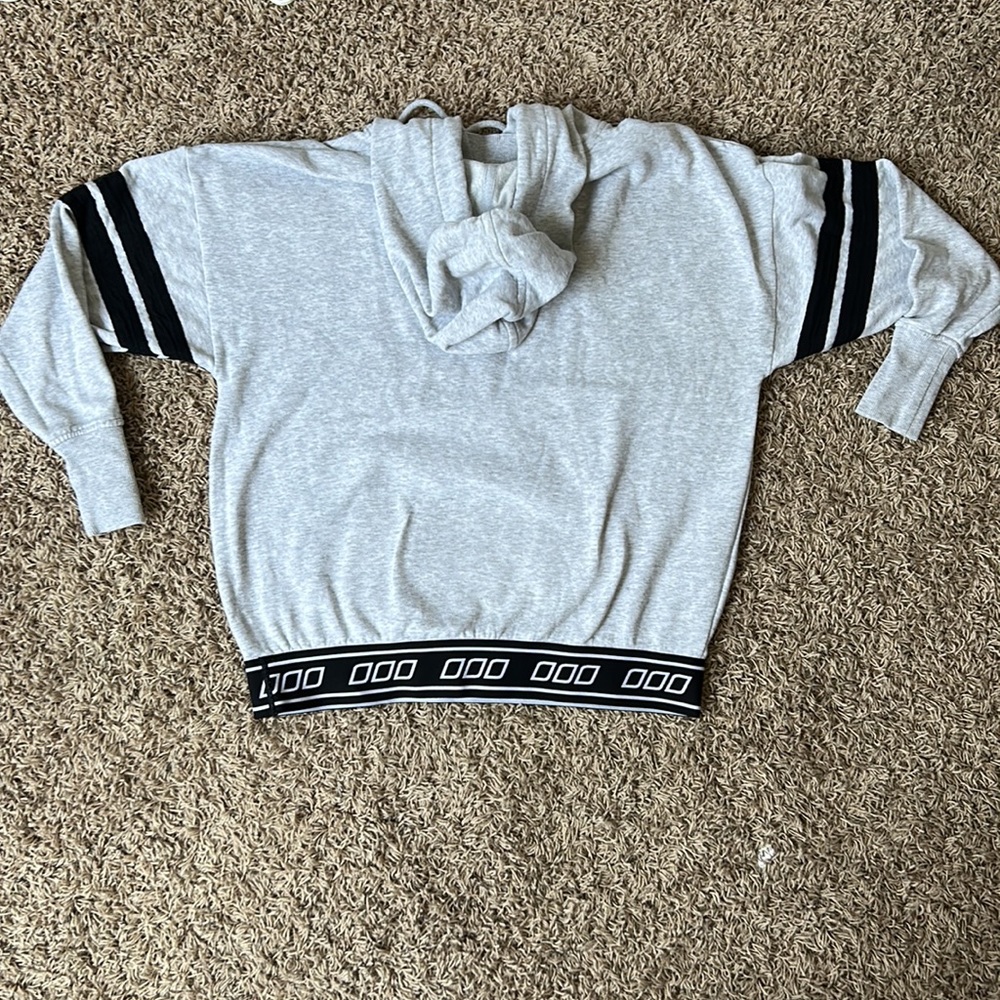 Lorna Jane Hoodie - Picture 3 of 3